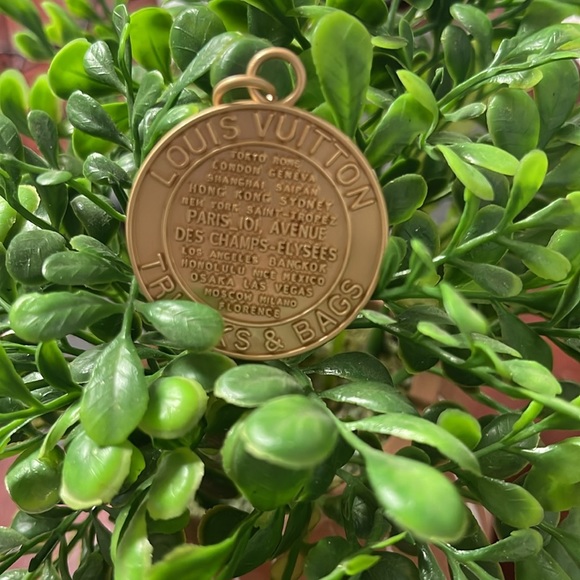 Lg. Louis Vuitton Bag Charm - Picture 2 of 6